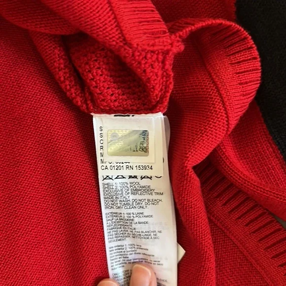 NWT - Canada Goose Fairhaven ¼ Zip Sweater Size Small - Red - Picture 8 of 8